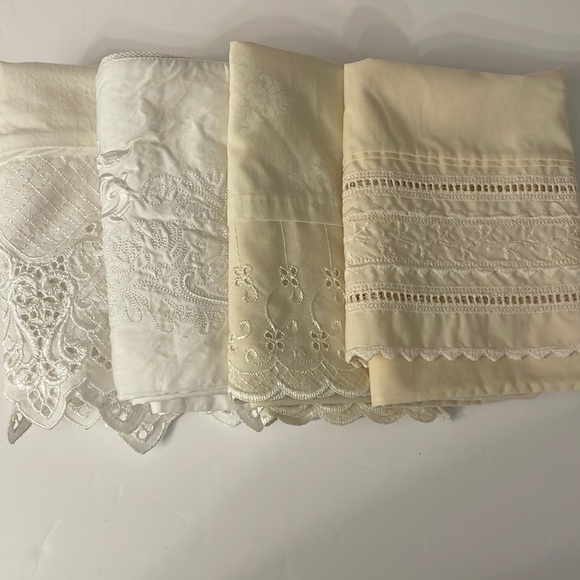 Vintage Lace Pillow Cases Various Patterns White/Cream Set Of 4 - Picture 1 of 3